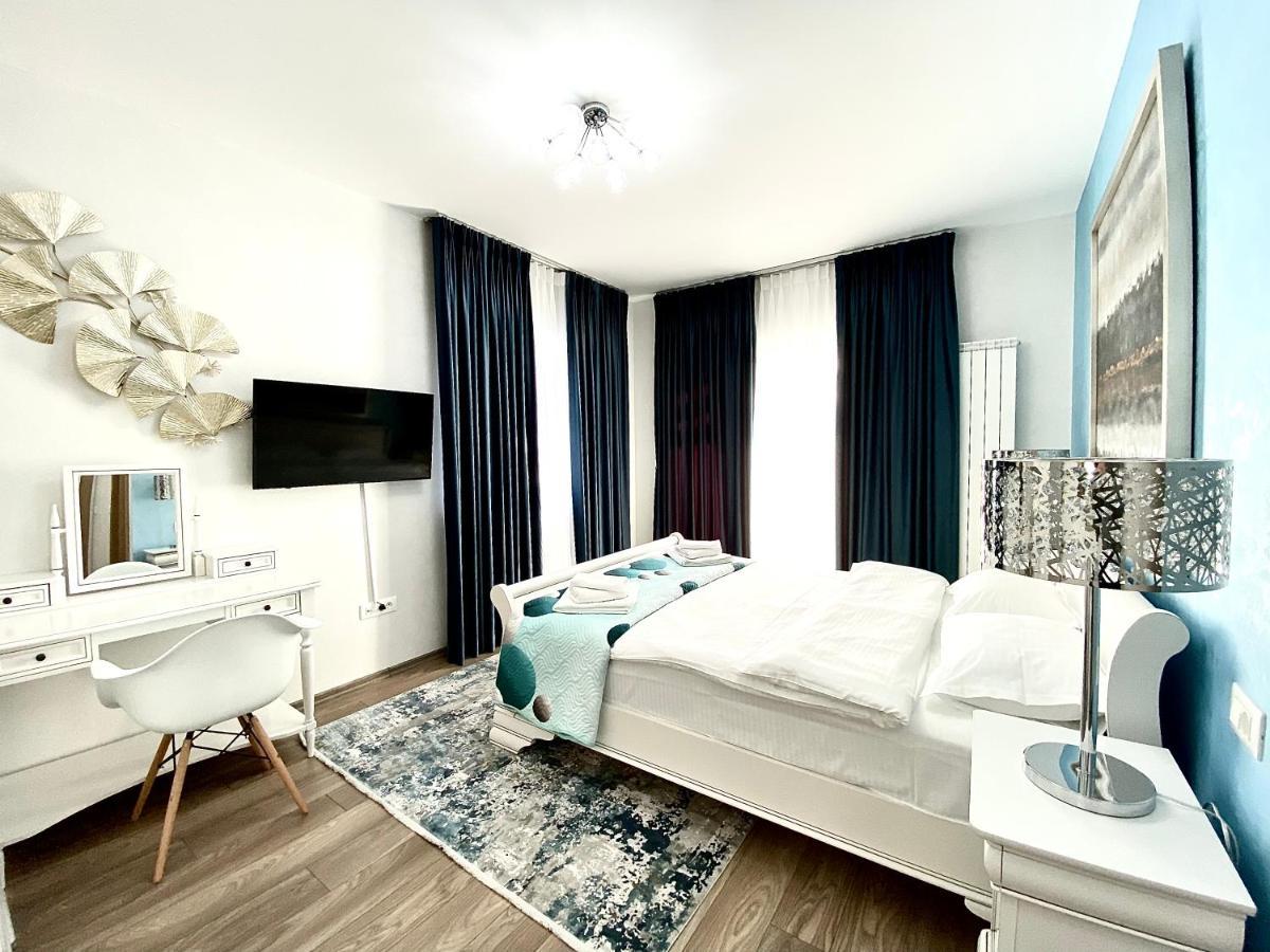 Апартаменты White Dream Penthouse With Jacuzzi Брашов Экстерьер фото